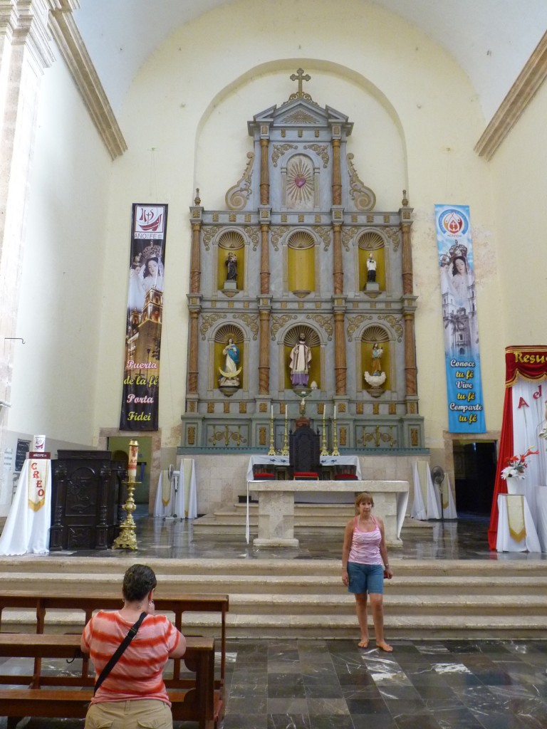 Foto: Iglesia de San Servacio - Valladolid (Yucatán), México
