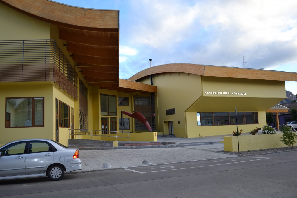 Foto: Centro Cultural - Coyhaique (Aisén del General Carlos Ibáñez del Campo), Chile