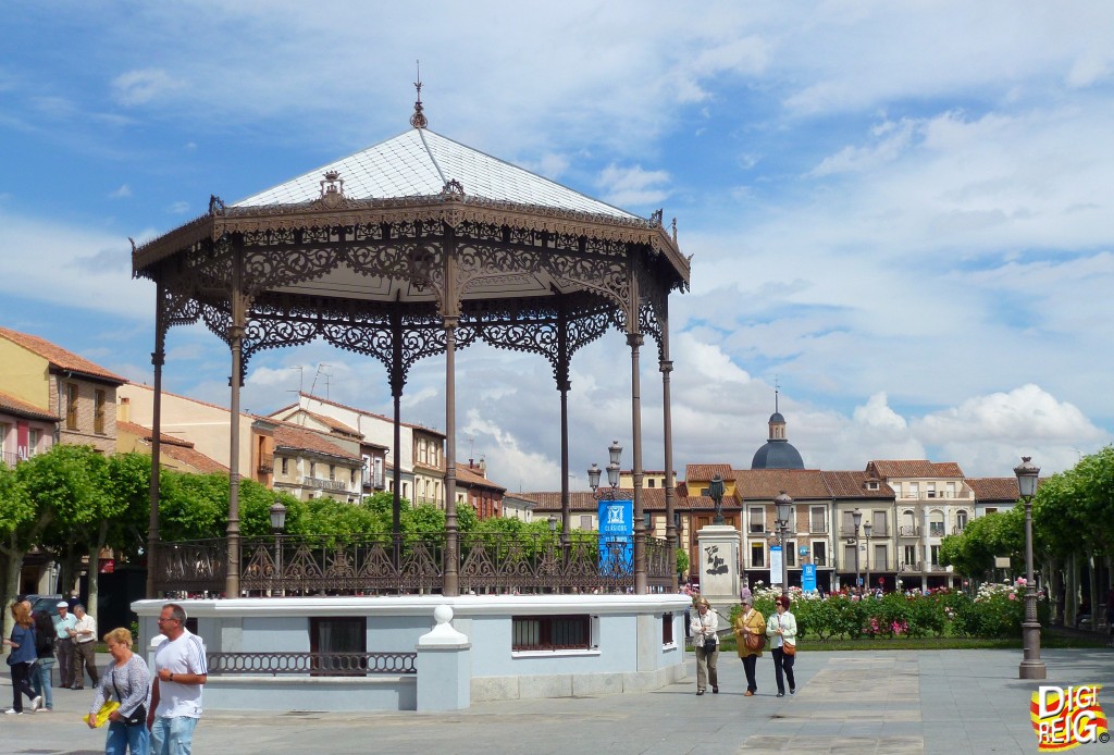 Foto: Plaza  Cervantes. - Alcalá de Henares (Madrid), España