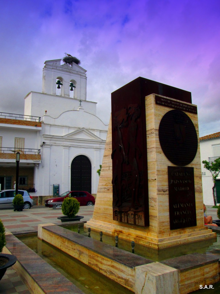 Foto: Monumento al Emigrante Algareño - Algar (Cádiz), España