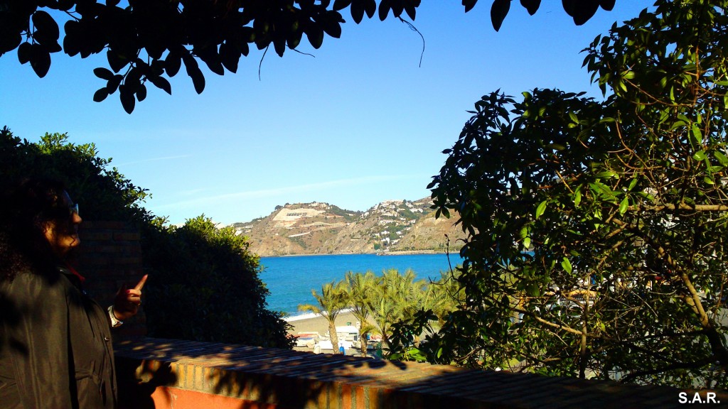 Foto: Al fondo Punta de la Mona - Almuñecar (Granada), España