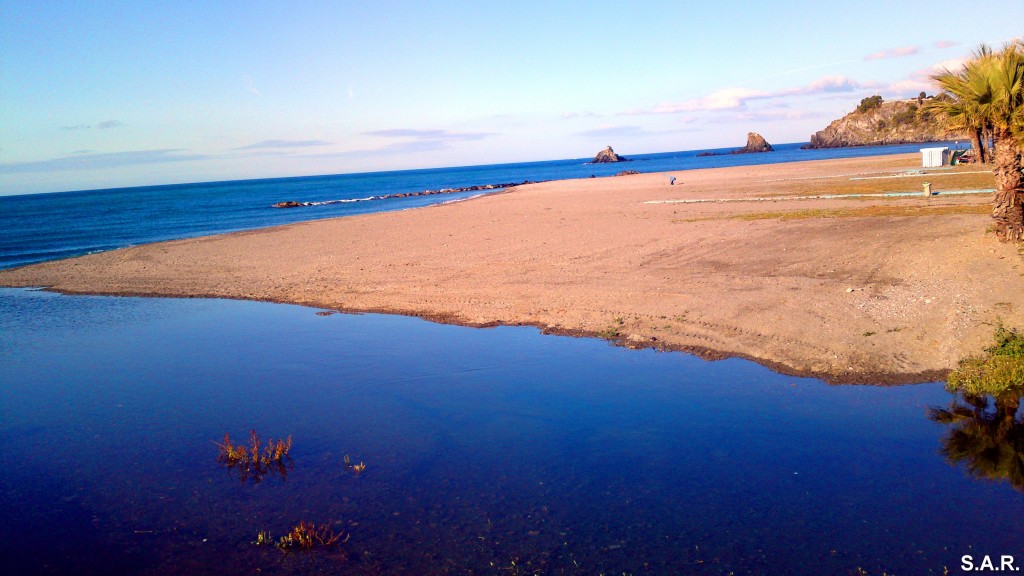 Foto: Desembocadura Río Verde - Almuñecar (Granada), España