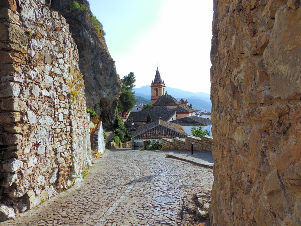 Foto: Puerta de la Villa Medieval - Zahara de la Sierra (Cádiz), España
