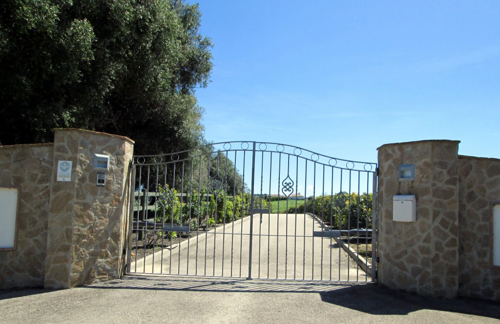 Foto: Entrada al Cortijo Los Parralejos - Los Parralejos (Cádiz), España