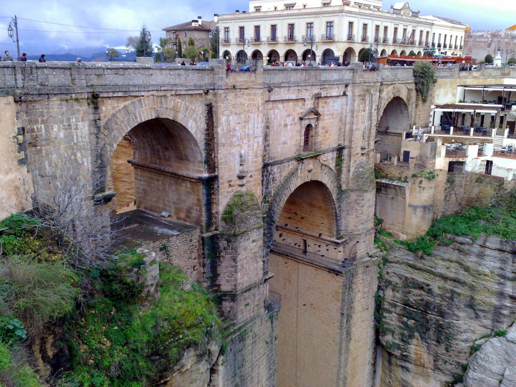Foto: Sobre el puente el Parador de Turismo - Ronda (Málaga), España