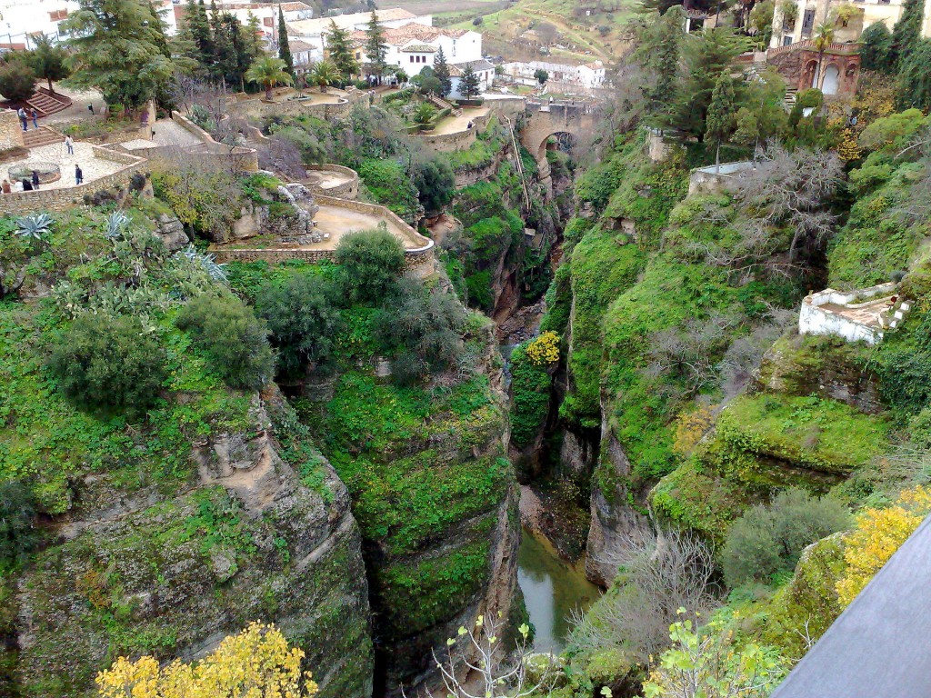 Foto: El puente viejo - Ronda (Málaga), España