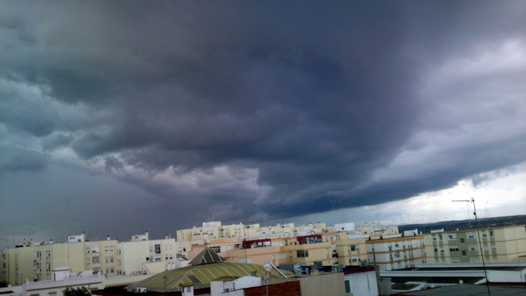 Foto: Tormenta sobre la Isla - San Fernando (Cádiz), España