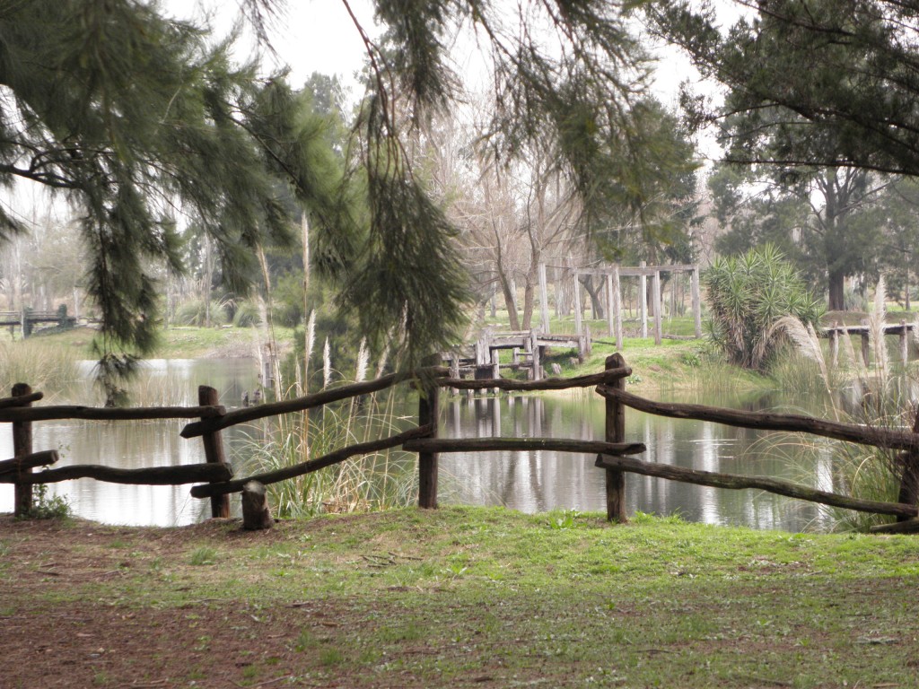 Foto: Campanópolis - González Catán (Buenos Aires), Argentina