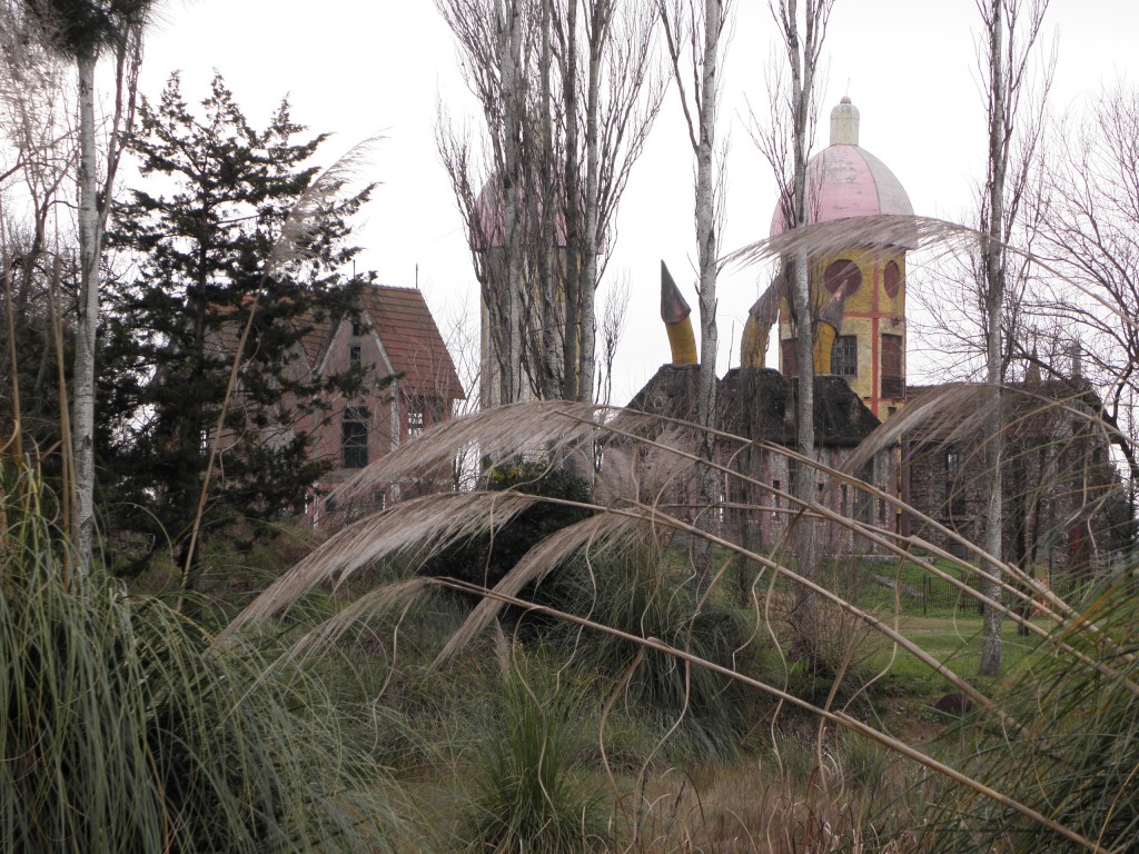 Foto: Campanópolis - González Catán (Buenos Aires), Argentina