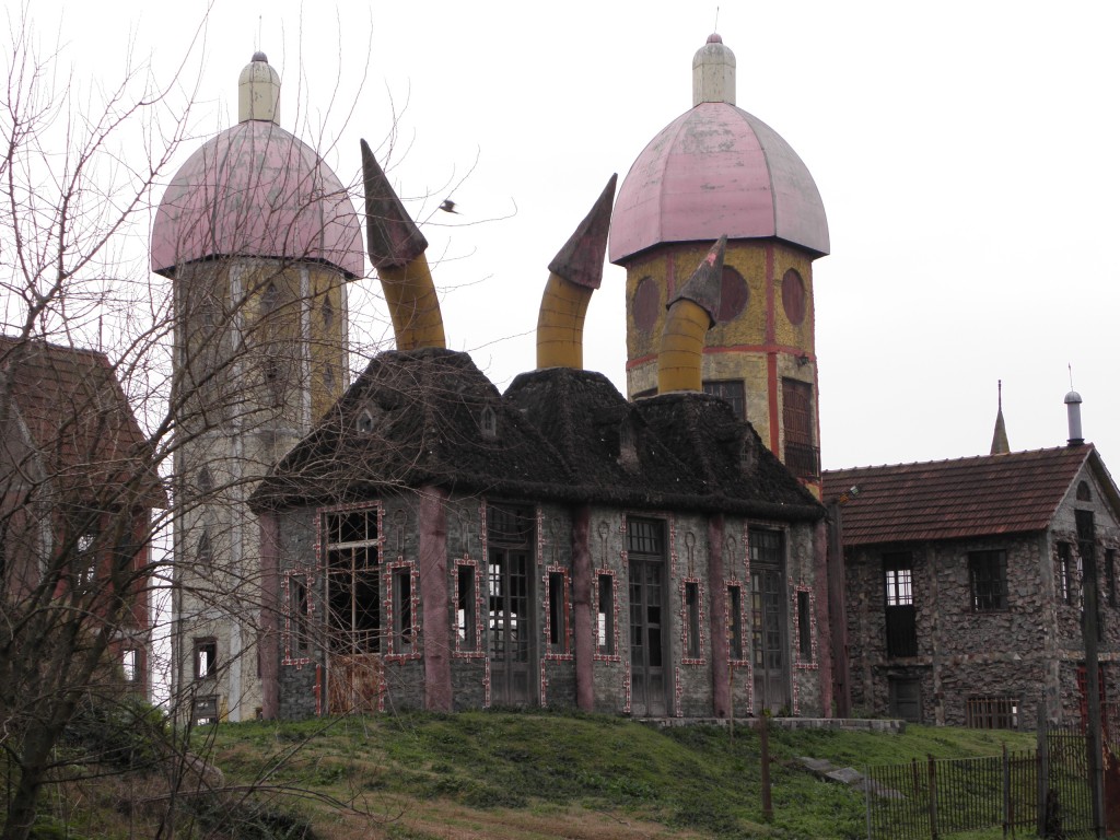 Foto: Campanópolis - González Catán (Buenos Aires), Argentina