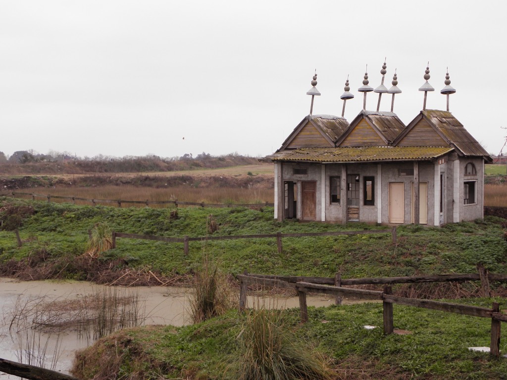 Foto: Campanópolis - González Catán (Buenos Aires), Argentina
