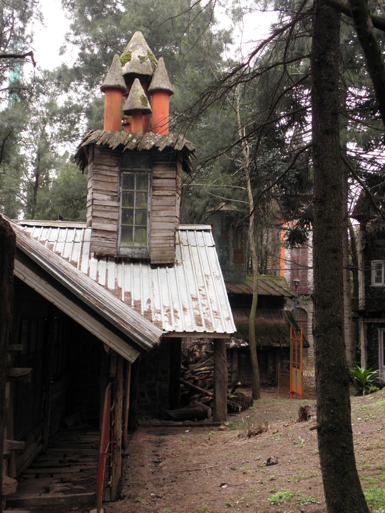 Foto: Campanópolis - González Catán (Buenos Aires), Argentina