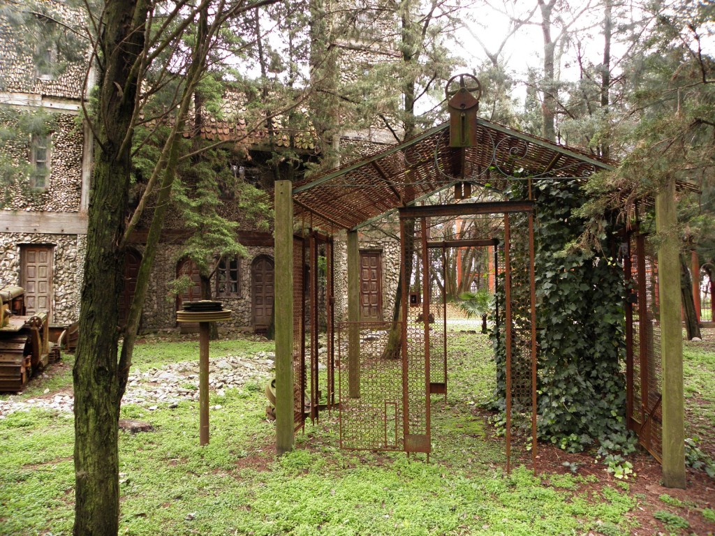 Foto: Campanópolis - González Catán (Buenos Aires), Argentina