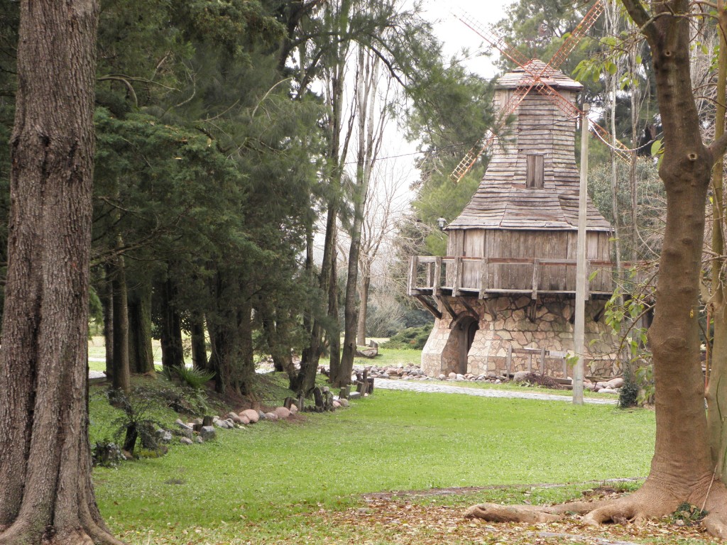 Foto: Campanópolis - González Catán (Buenos Aires), Argentina