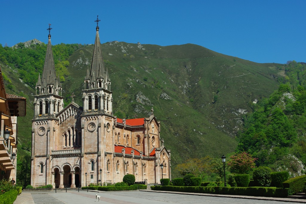 Foto de Cangas de Onis (Asturias), España
