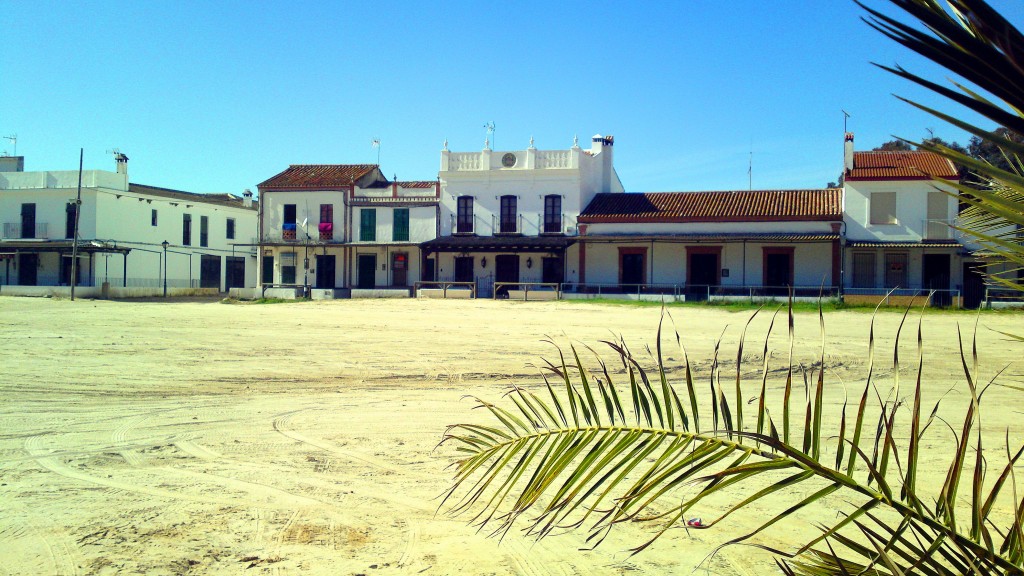 Foto: Plaza Doñana - El Rocio (Huelva), España