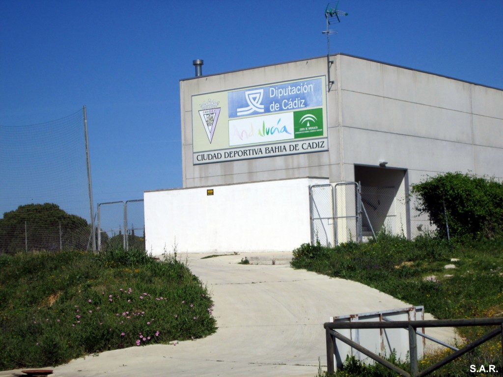 Foto: Ciudad deportiva - Jarana Barrio (Cádiz), España