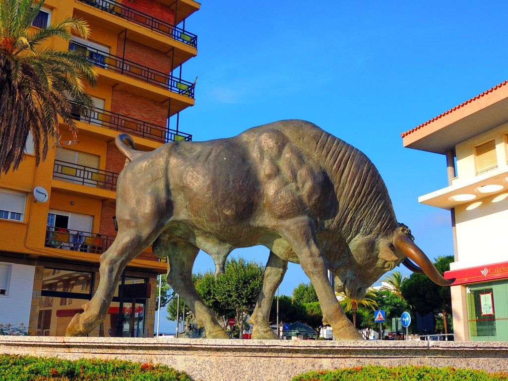Foto: Monumento de Carlos Corvacho a San Roque - San Roque (Cádiz), España
