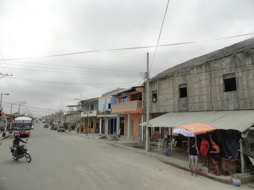 Foto: Casa antigua - Crucitas (Manabí), Ecuador