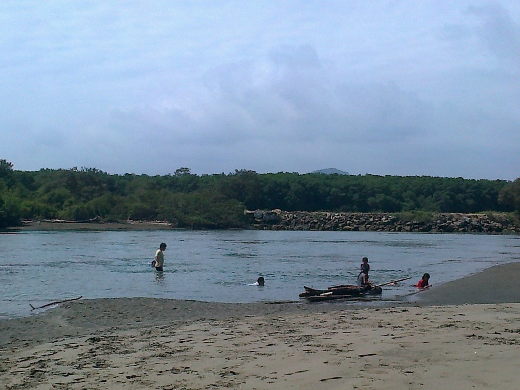 Foto: Playa - Crucitas (Manabí), Ecuador