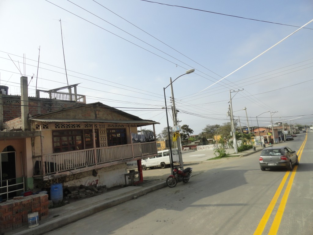 Foto: Malecon - Crucitas (Manabí), Ecuador