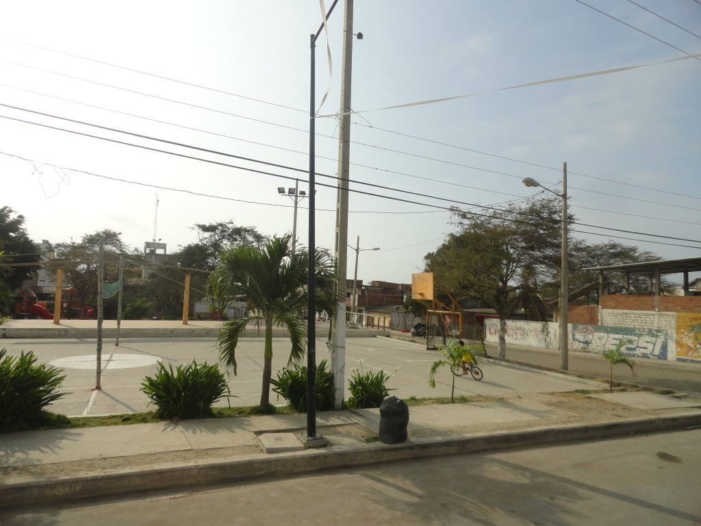 Foto: Malecon - Crucitas (Manabí), Ecuador
