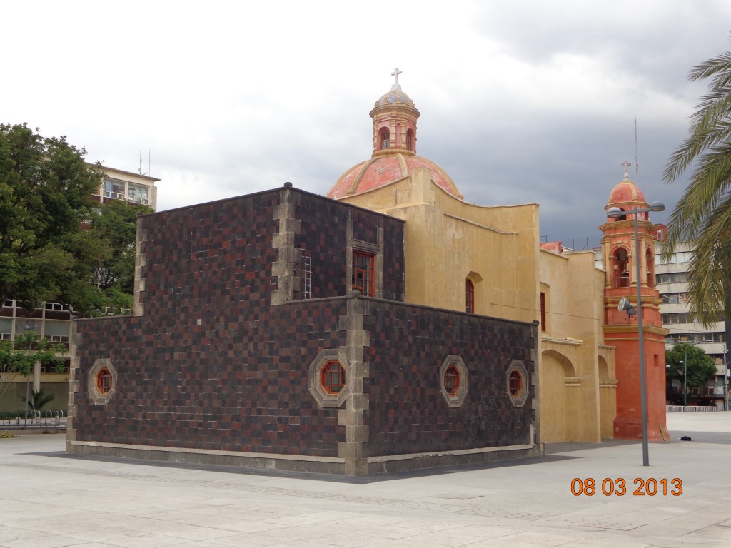 Foto: Capilla de la Concepción Plaza Tlaxcoaque - México DF (The Federal District), México