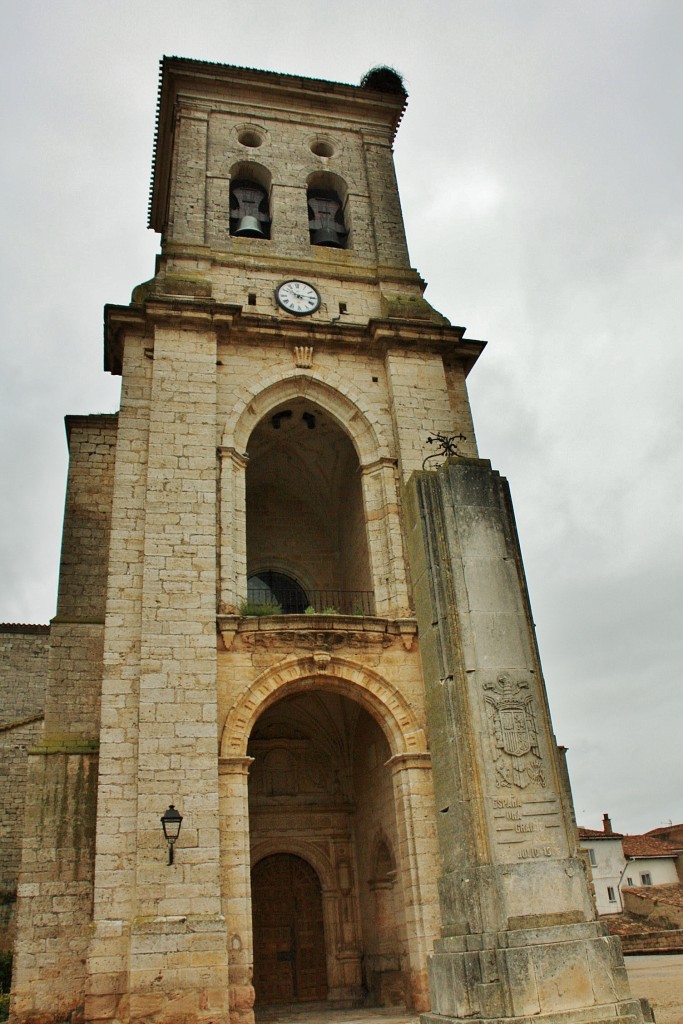 Foto: Iglesia de San Pedro - Pampliega (Burgos), España