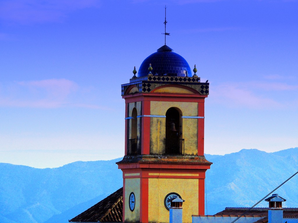 Foto: Campanario Nuetra Señora del Rosario - Algatoín (Málaga), España