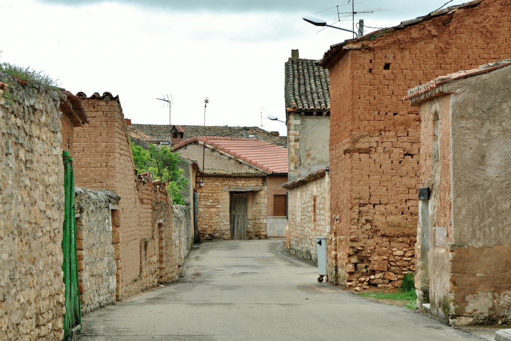 Foto Centro histórico Santa María del Campo (Burgos), España Foto Centro histórico Santa María del Campo (Burgos), España