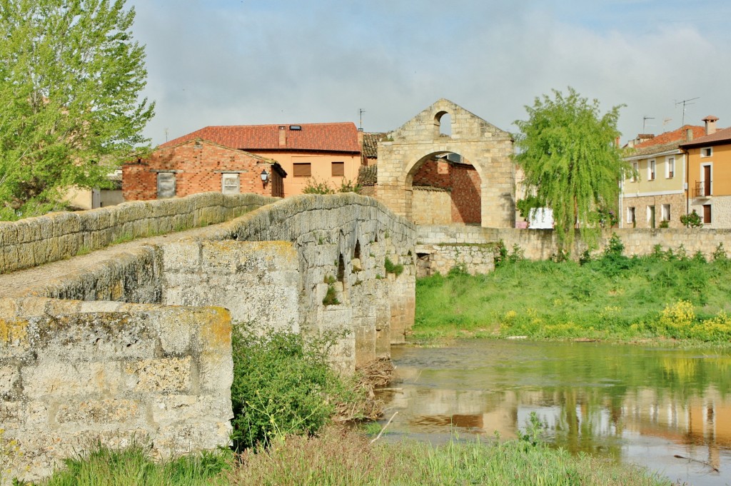 Foto: Puente sobre el rio Odra - Villasandino (Burgos), España