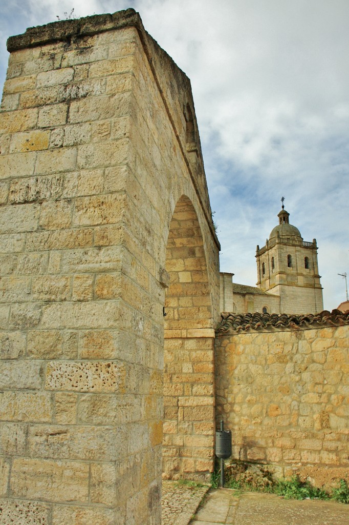 Foto: Iglesia de la Asunción - Villasandino (Burgos), España