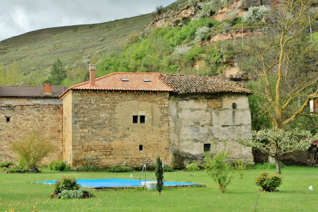 Foto: Vista del pueblo - Sedano (Burgos), España