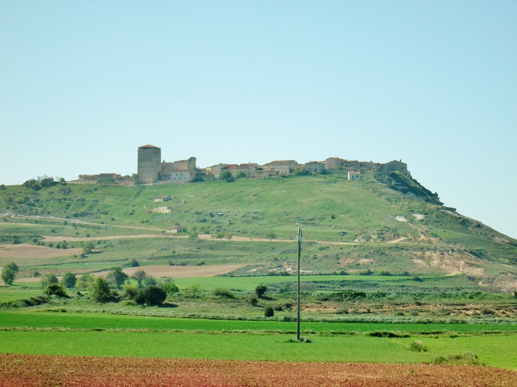 Foto: Vista de la villa - Haza (Burgos), España