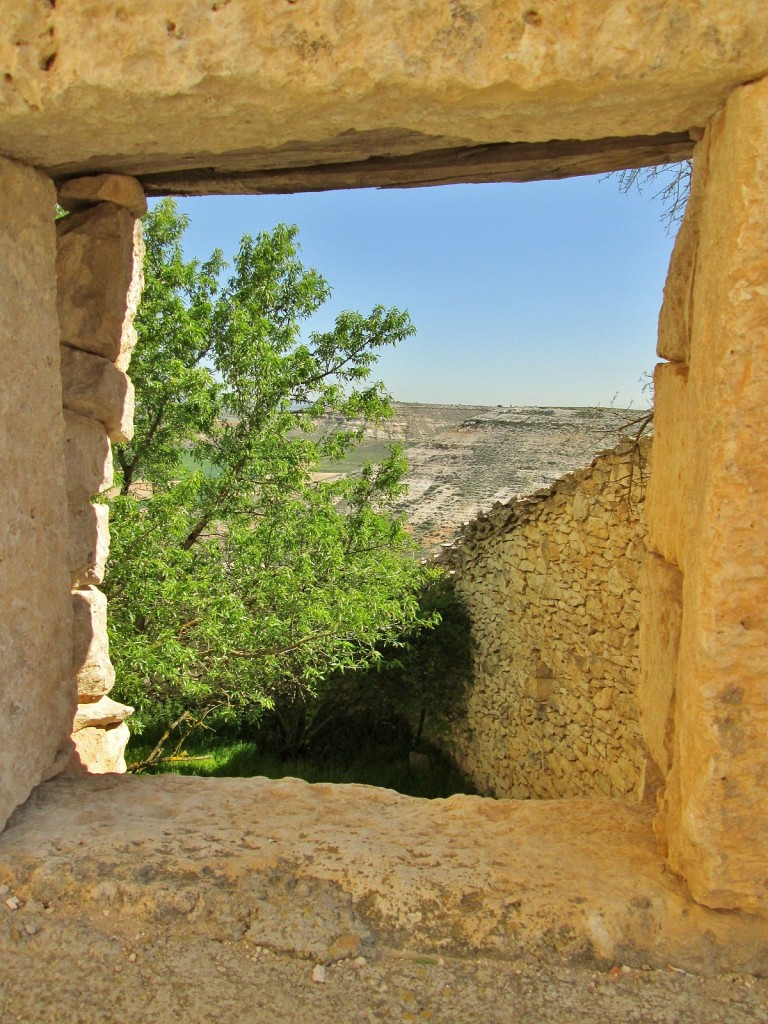 Foto: Recinto amurallado - Haza (Burgos), España