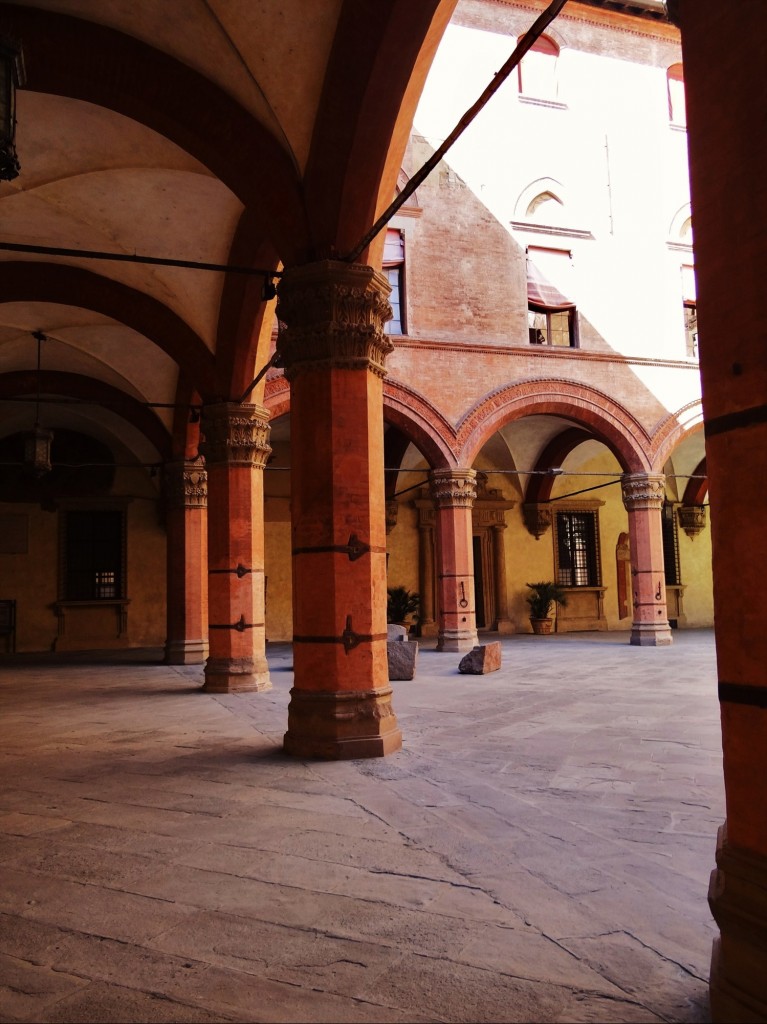Foto: Palazzo d'Accursio - Bologna (Emilia-Romagna), Italia
