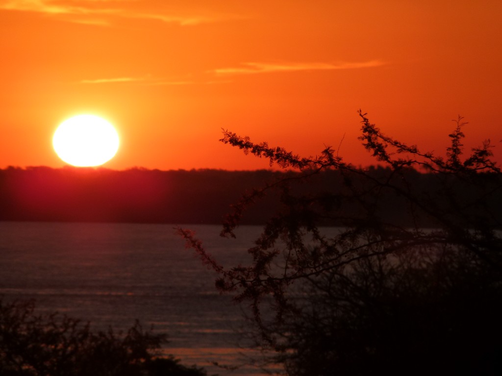 Foto: Ocaso sobre el Paraná - La Paz (Entre Ríos), Argentina