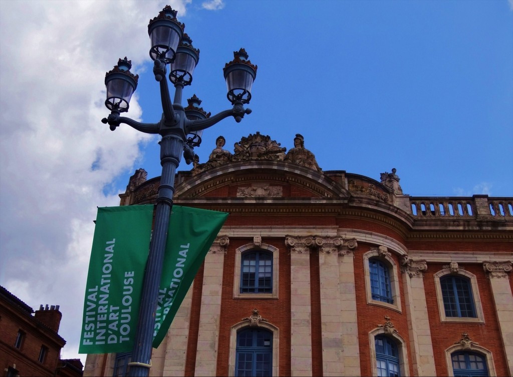 Foto: Place du Capitole - Toulouse (Midi-Pyrénées), Francia