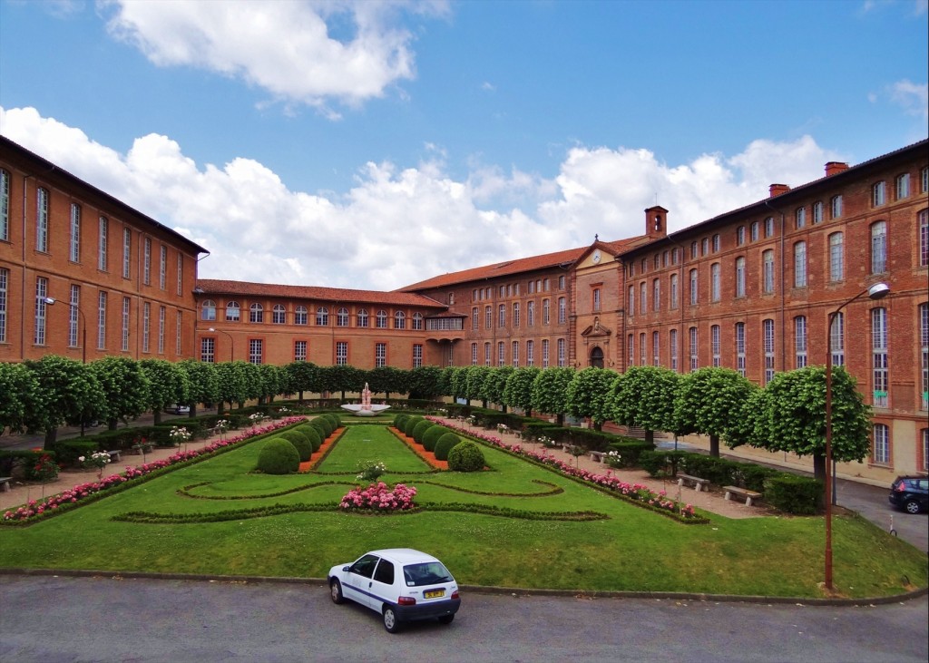 Foto: Hôtel-Dieu Saint-Jacques - Toulouse (Midi-Pyrénées), Francia