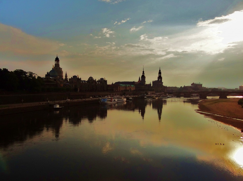 Foto: Río Elba - Dresde (Saxony), Alemania