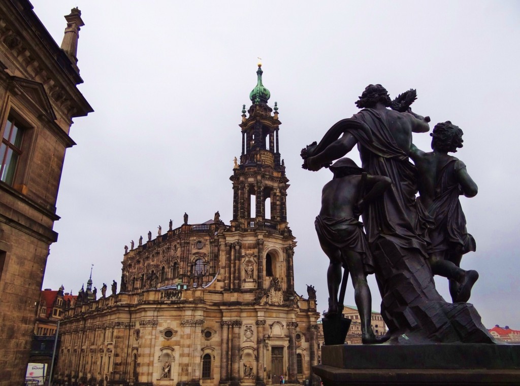 Foto: Schlossplatz - Dresde (Saxony), Alemania