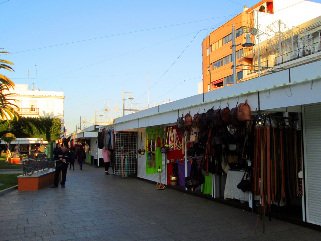 Foto: Artesanía en la Alameda - San Fernando (Cádiz), España