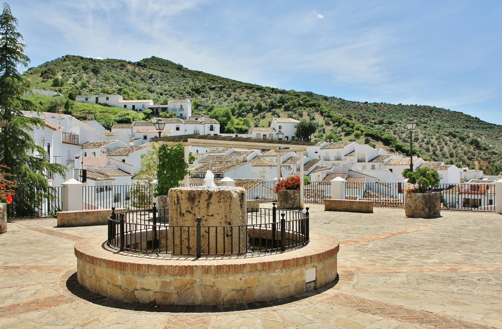 Foto: Centro histórico - Zahara de la Sierra (Cádiz), España