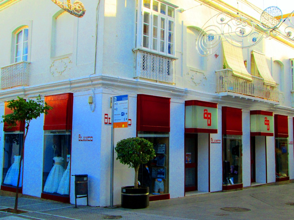 Foto: Blanco - San Fernando (Cádiz), España