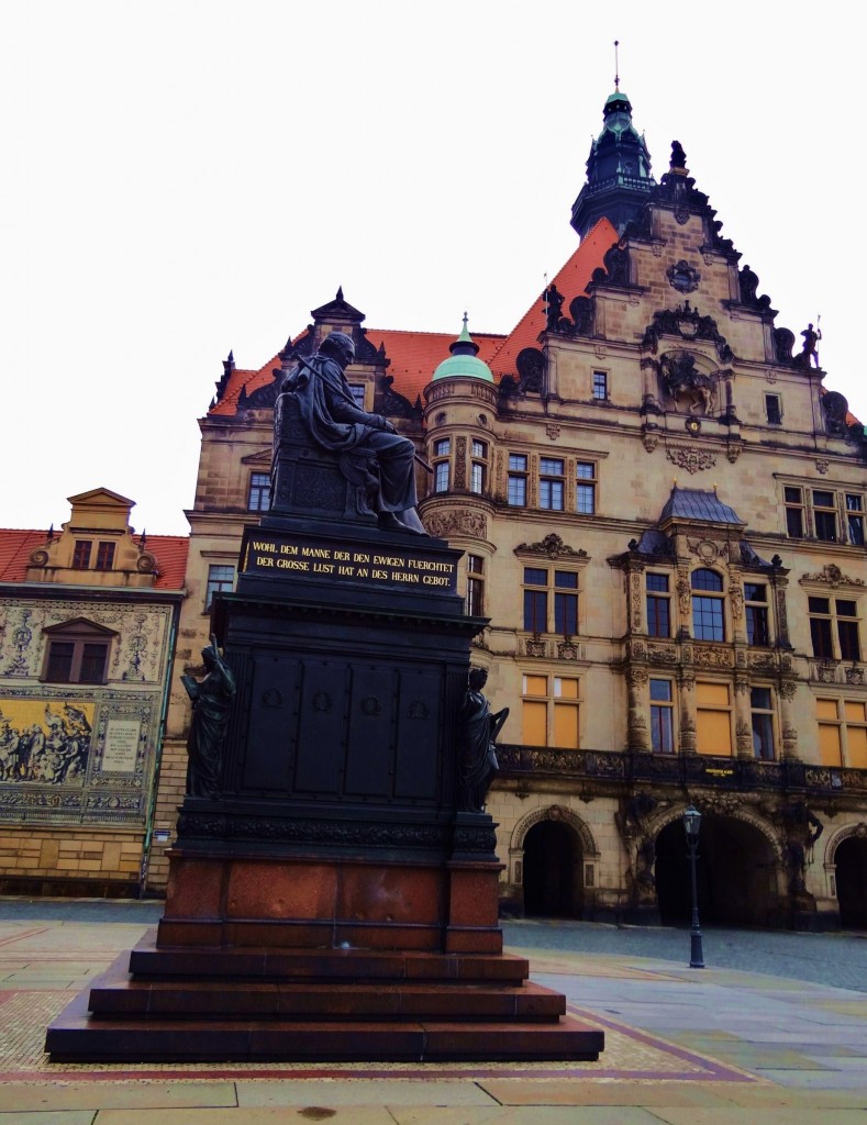 Foto: Schlossplatz - Dresde (Saxony), Alemania