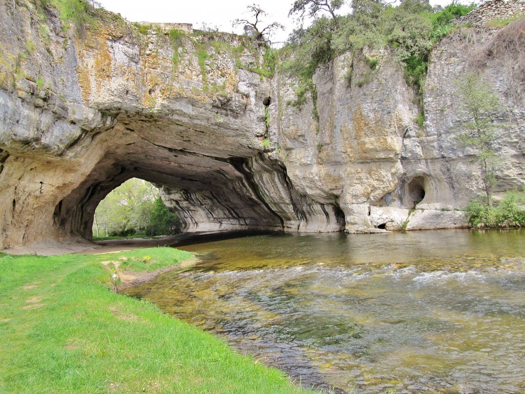 Foto: Puente natural - Puentedey (Burgos), España