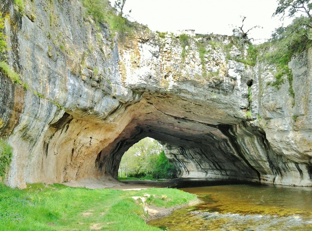 Foto: Puente natural - Puentedey (Burgos), España