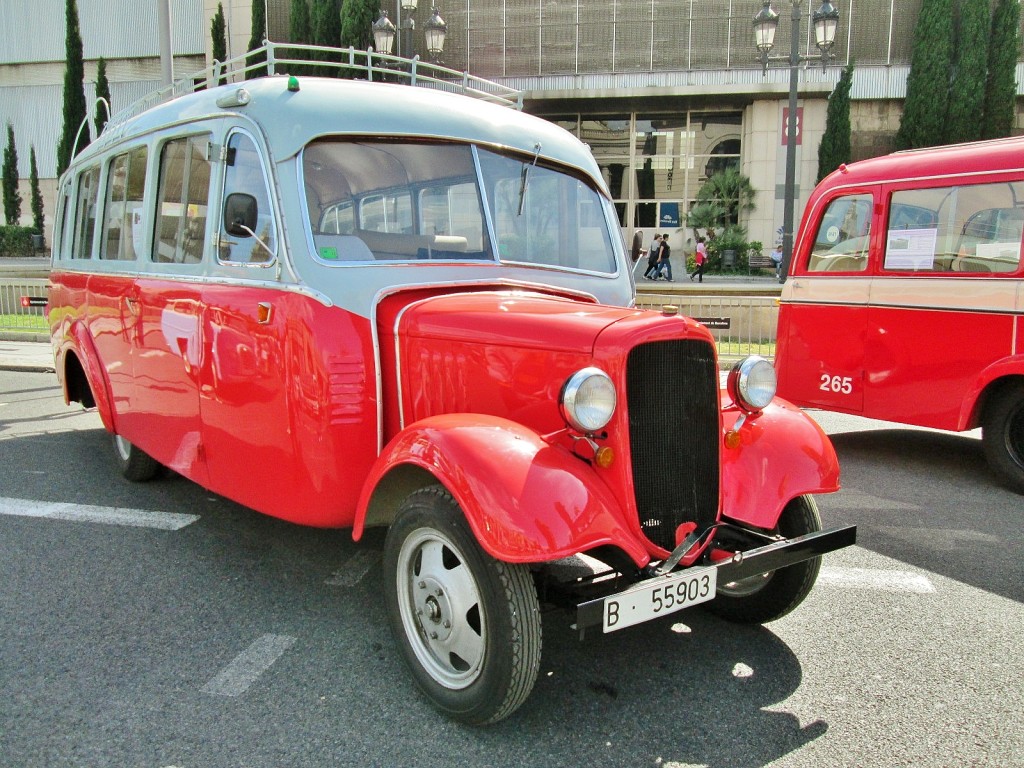 Foto: Exposición de Autobuses - Barcelona (Cataluña), España