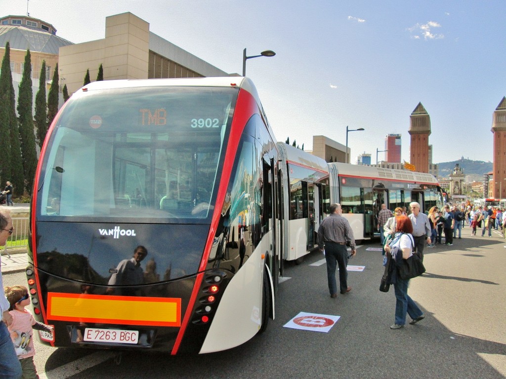 Foto: Exposición de Autobuses - Barcelona (Cataluña), España