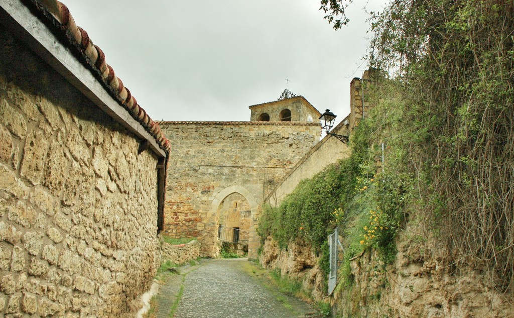 Foto: Vista del pueblo - Tubilla del Agua (Burgos), España